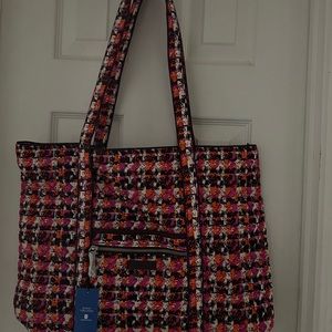 Vera Bradley Iconic Vera Tote in Houndstooth Tweed